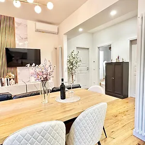 Apartment D'arte, L'oasi 