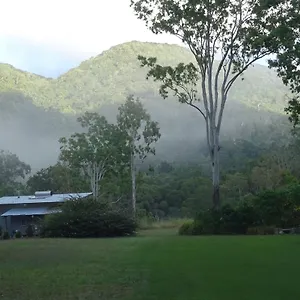 Lodge Sweetwater 